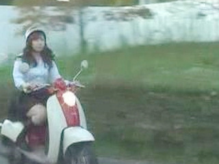 Fucking Hot Biking Babe in Nippon's Public XXX